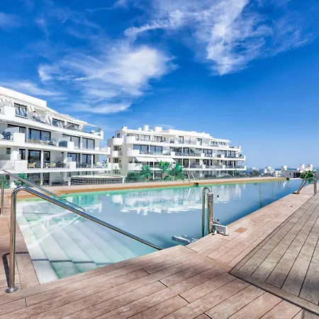 Vivi Homes - Apollo Luxury, Pool, Gym & Daire Fuengirola