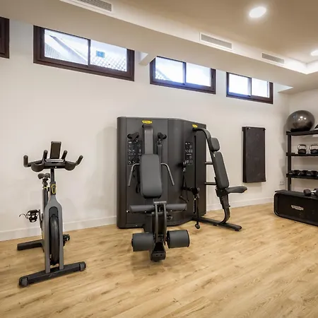 Vivi Homes - Apollo Luxury, Pool, Gym & Daire Fuengirola