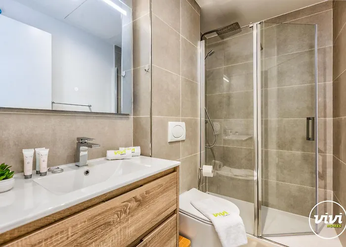 Vivi Homes - Apollo Luxury, Pool, Gym&beach Appartamento *