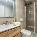 דירה Vivi Homes - Apollo Luxury, Pool, Gym & *