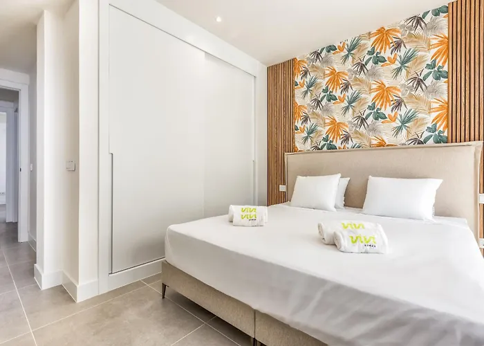 Vivi Homes - Apollo Luxury, Pool, Gym & Apartamento