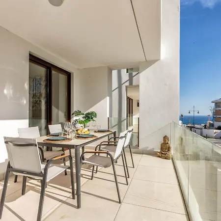 Appartement Vivi Homes - Apollo Luxury, Pool, Gym & Fuengirola