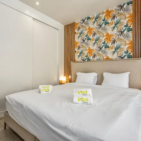 Vivi Homes - Apollo Luxury, Pool, Gym & Appartement Fuengirola