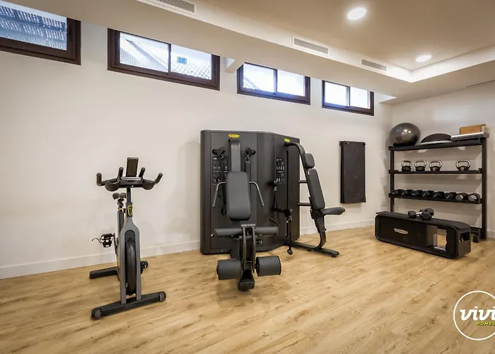 Vivi Homes - Apollo Luxury, Pool, Gym & Apartment Fuengirola