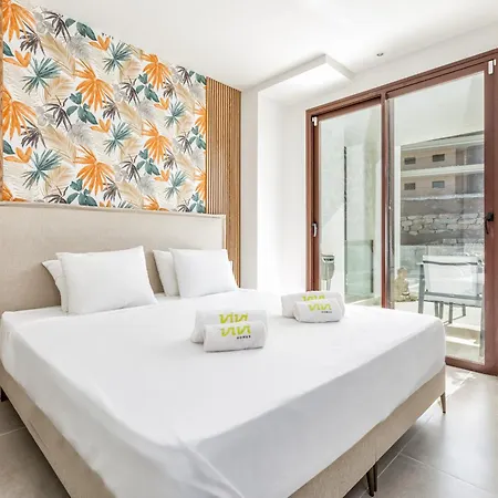 Vivi Homes - Apollo Luxury, Pool, Gym & Apartamento *